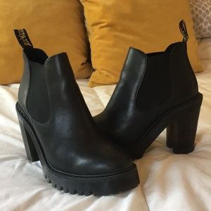 Dr. Martens Hurston boot